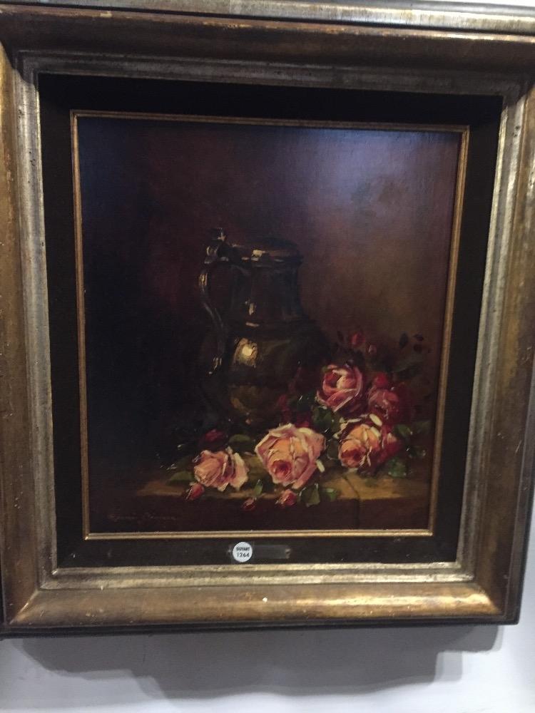 Stillife with red roses