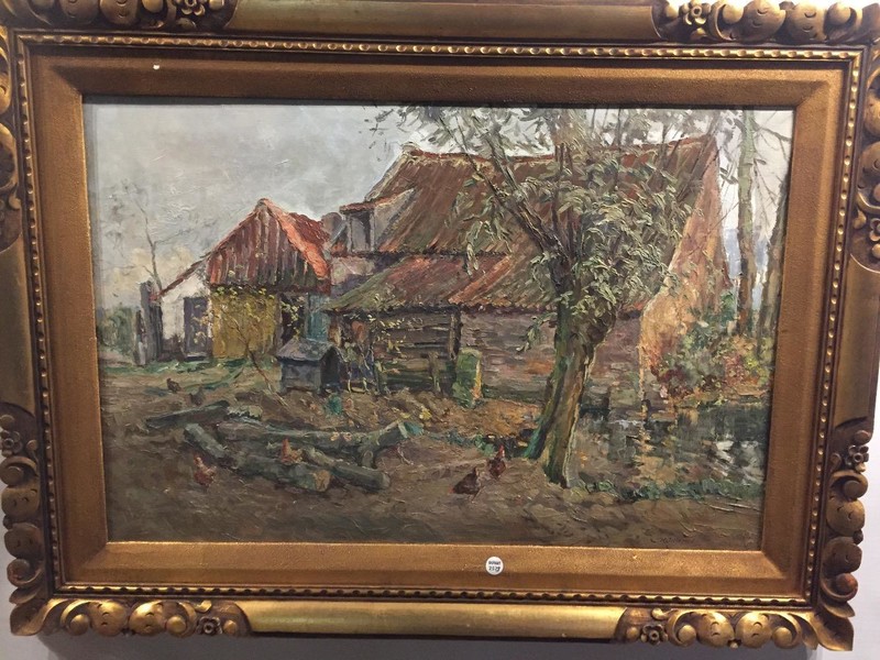 Chickens at the farm 