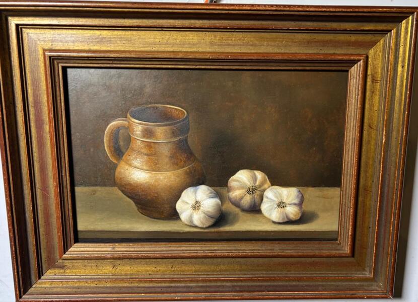 Stillife with a jar and garlic ( oil on panel )