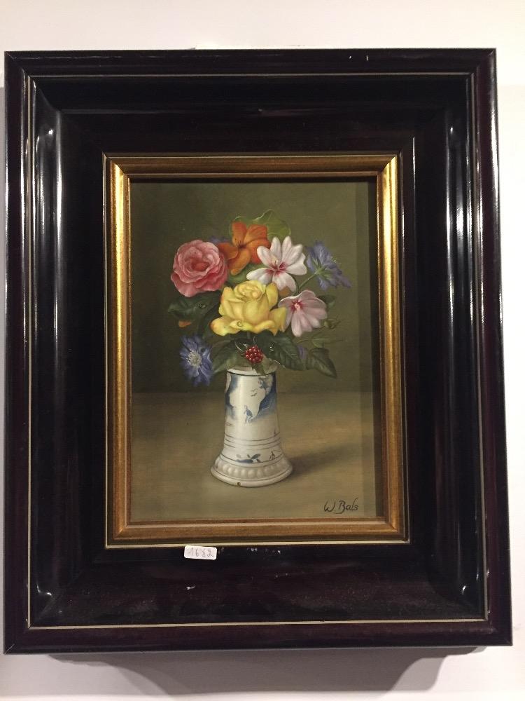 Chinese vase with flowers